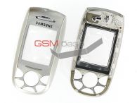 Samsung E800 -        (: Silver/White),    http://www.gsmservice.ru
