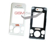 Sony Ericsson W580i -    (: White),    http://www.gsmservice.ru
