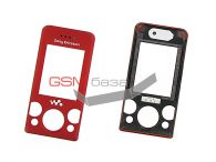 Sony Ericsson W580i -    (: Red),    http://www.gsmservice.ru